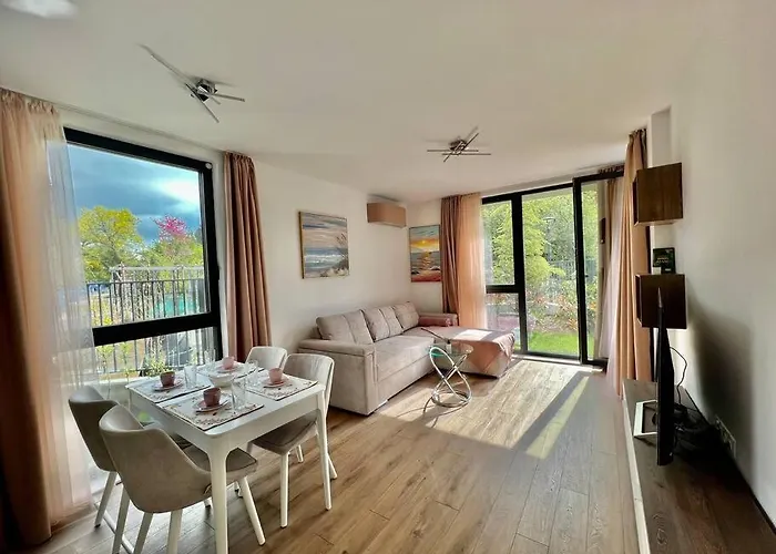 уют,спокойствие,сигурност на метри от плажа Apartment
