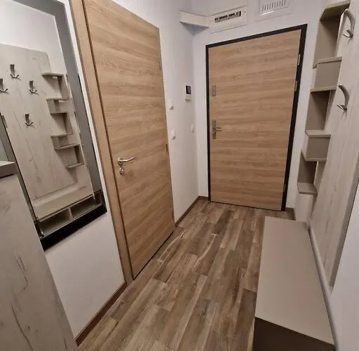 Apartment уют,спокойствие,сигурност на метри от плажа *