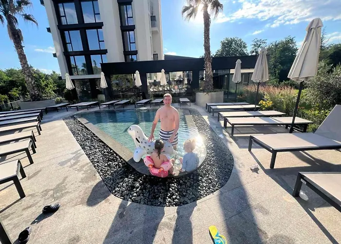 уют,спокойствие,сигурност на метри от плажа Apartment